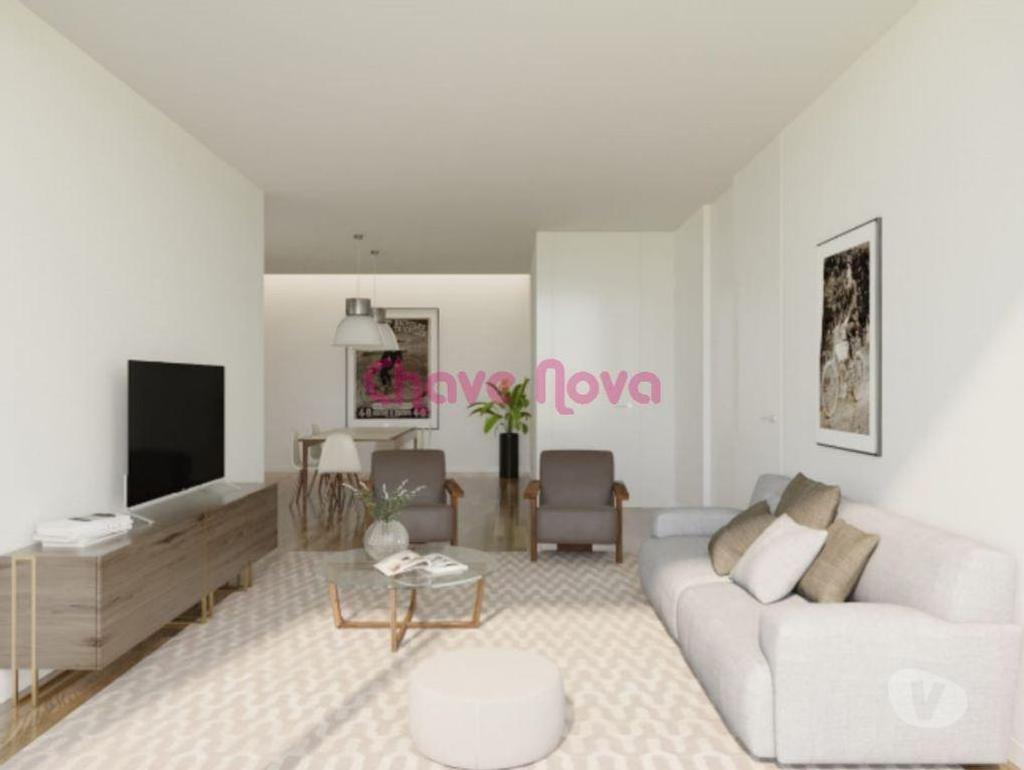 Apartamentos a venda Porto - Fotos para Porto-T3 Dúplex em Pinto Bessa (Estação de Campanhã) (RT 00862)