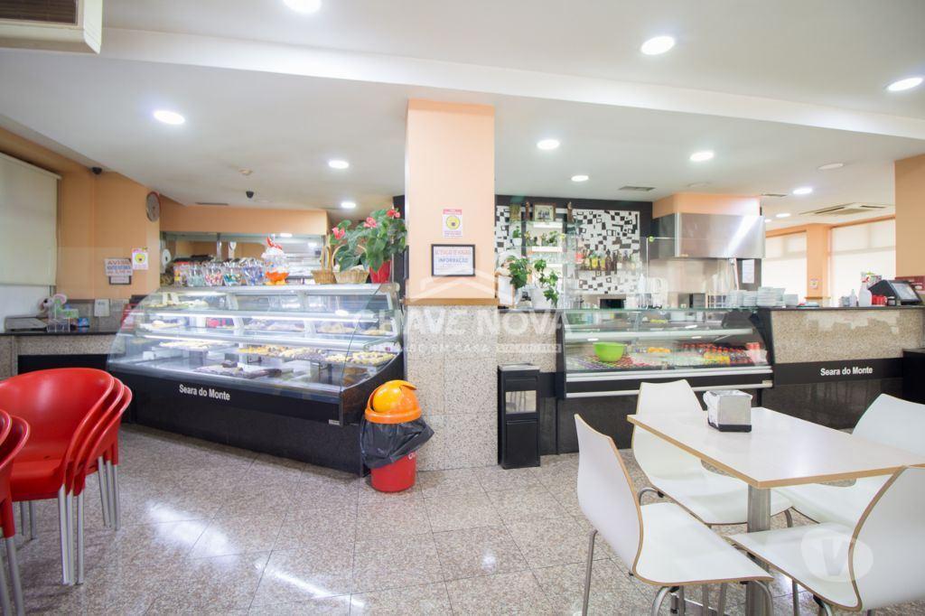 Comprar Loja Vila Nova de Gaia - Fotos para Pão Quente em Vila D'este Vilar de Andorinho
