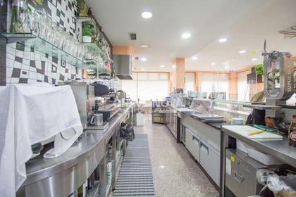 Comprar Loja - Fotos para Pão Quente em Vila D'este Vilar de Andorinho