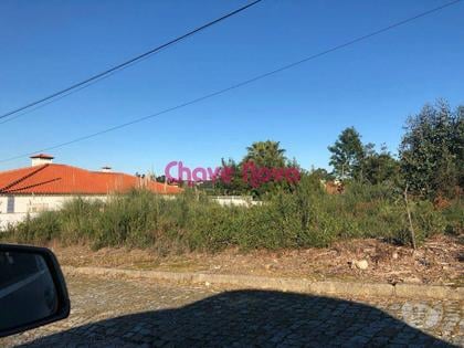 Terrenos e Quintas - Fotos para Terreno para construção de morada com 590 m2 em Paços de Brandao