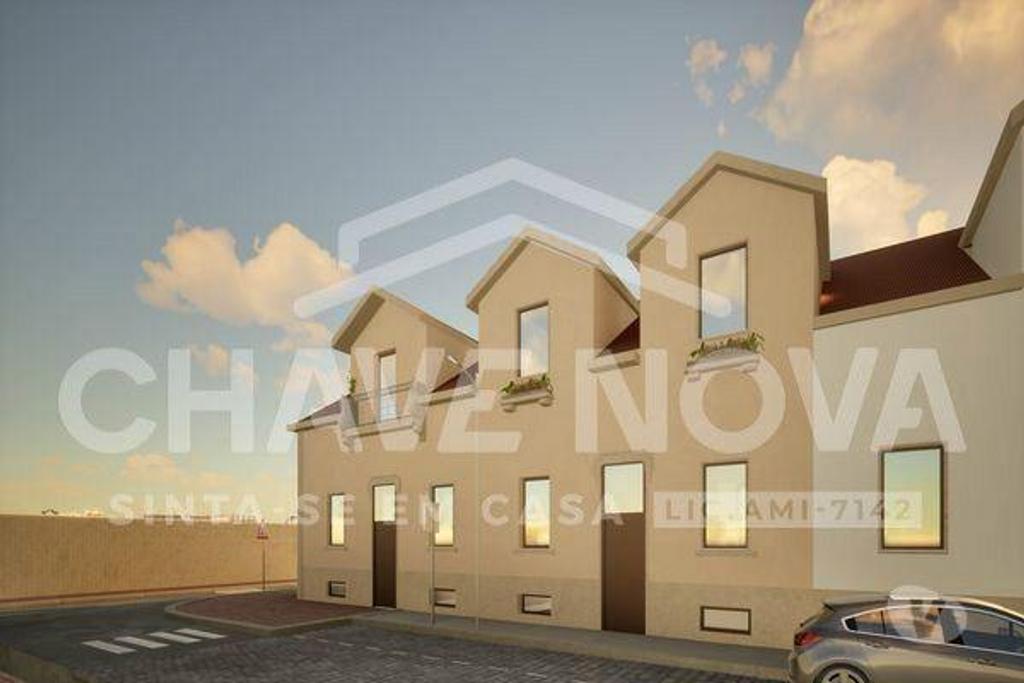 Apartamentos a venda Espinho - Fotos para Venda de 2 Moradias T4, localizada em Espinho a 450m da praia!