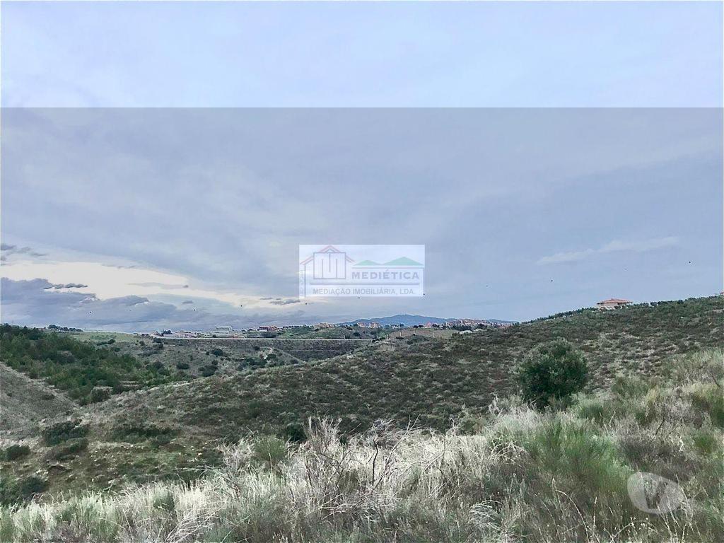 Terrenos Alfândega da Fé - Fotos para Alfandega-da-fe-Quinta junto à Vila de Alfândega da Fé (Q 00377)