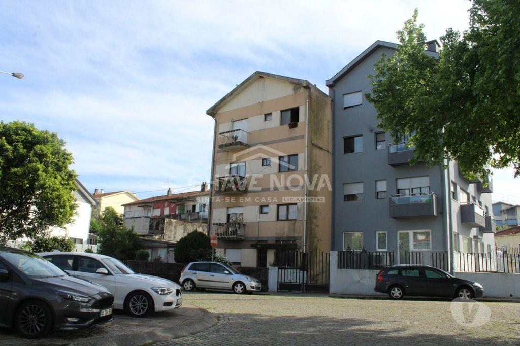 Comprar Loja Maia - Fotos para Prédio em propriedade total, na freguesia de Aguas Santas,...