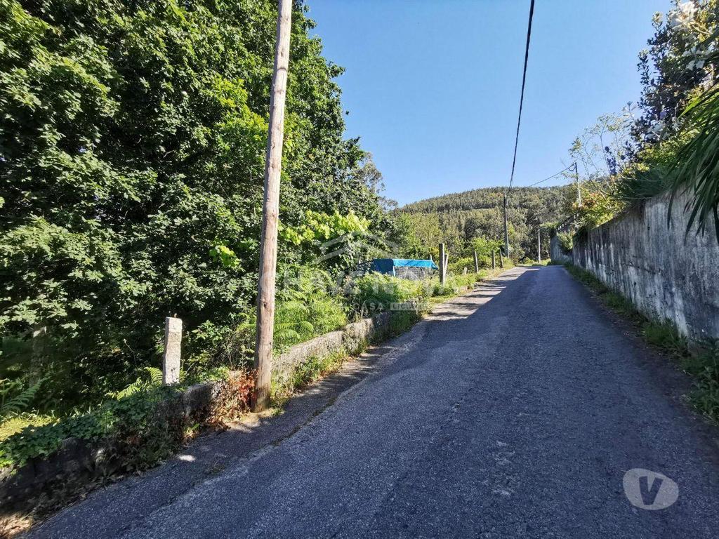 Comprar Loja Arouca - Fotos para Terreno em Arouca próximo ao estádio municipal com...