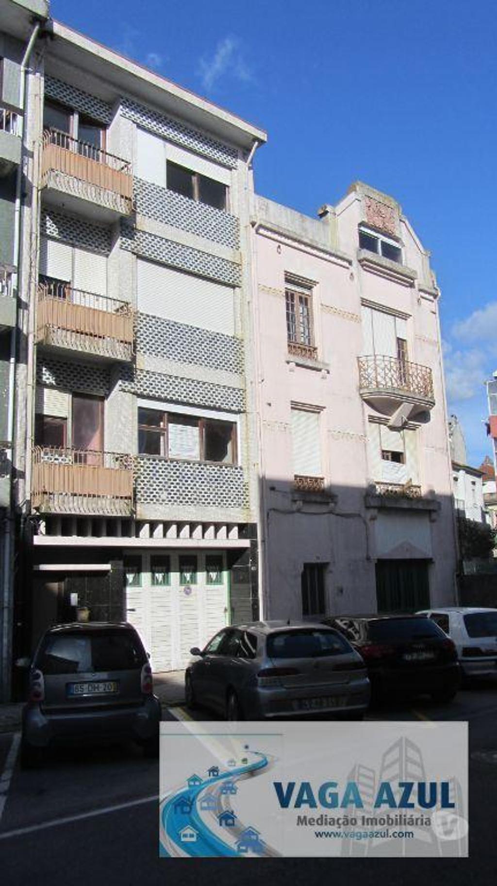 Comprar Loja Porto - Fotos para Empreendimento Turístico (2 prédios) para reconstruir no...