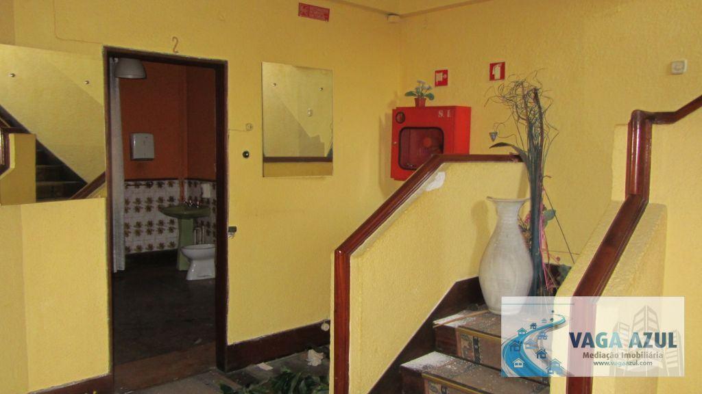 Comprar Loja Porto - Fotos para Empreendimento Turístico (2 prédios) para reconstruir no...