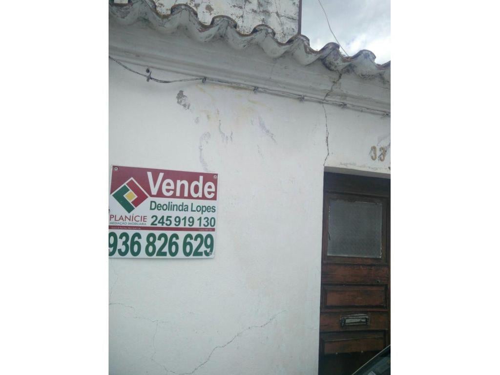 Apartamentos a venda Mora - Fotos para Mora-Moradia em banda, para venda, Mora - Cabeção (DL.11063)