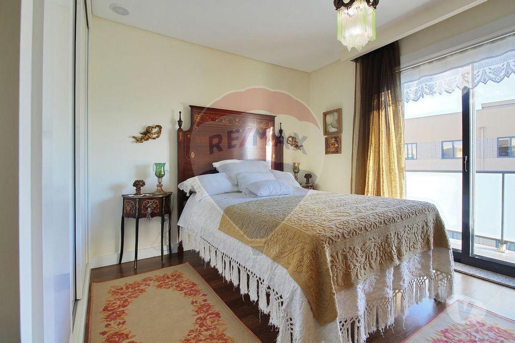 Apartamentos a venda Póvoa de Varzim - Fotos para Povoa-de-varzim-Apartamento T4 para Venda (125061093-14)