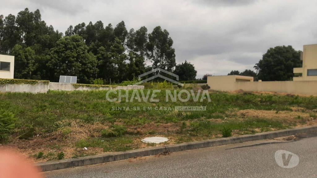 Terrenos Vila Nova de Gaia - Fotos para Terreno para construção de Moradia de 3 frentes em Grijó
