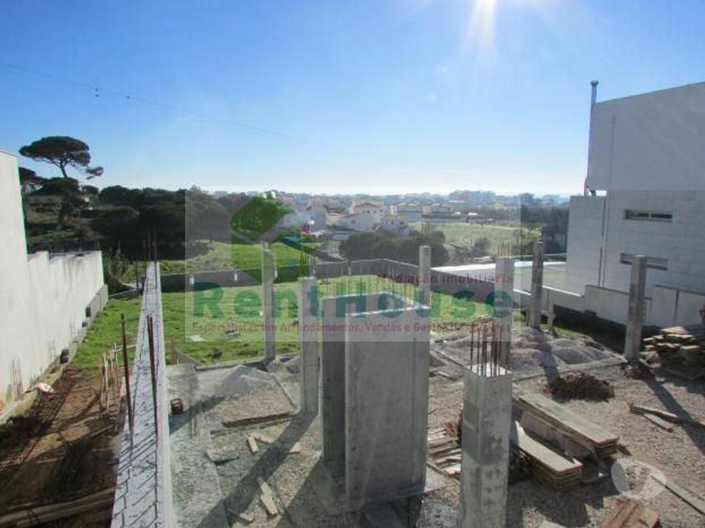 Apartamentos a venda Figueira da Foz - Fotos para Figueira-da-foz-Moradia T5 Nova com Piscina e Vista Mar (VF1047)