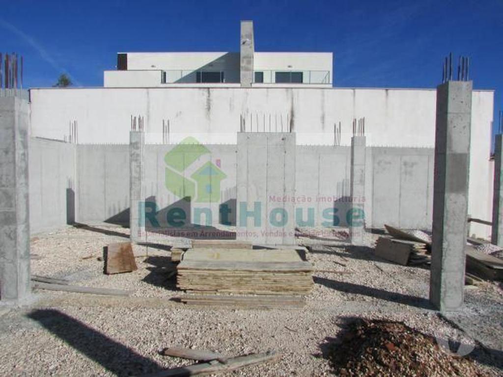 Apartamentos a venda Figueira da Foz - Fotos para Figueira-da-foz-Moradia T5 Nova com Piscina e Vista Mar (VF1047)