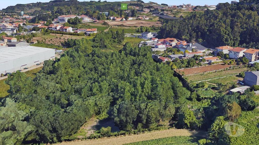 Terrenos Vila Nova de Gaia - Fotos para TERRENO PARA 2 MORADIAS - PEROSINHO - 18700m2 - 8€ m2 (000340)