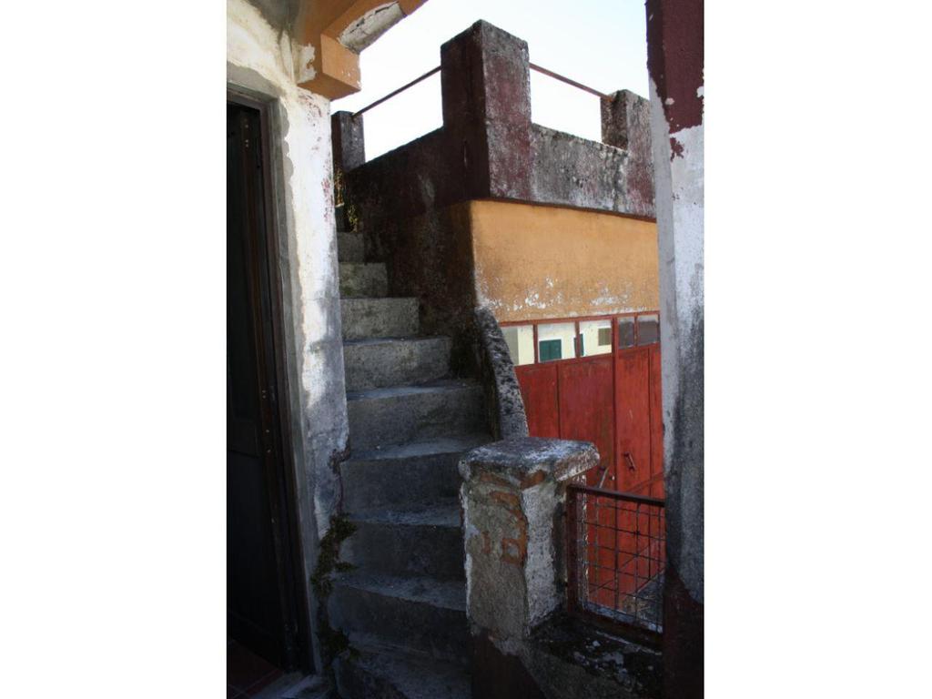 Apartamentos a venda Mação - Fotos para Casa de habitação com garagem em Vales de São Jacinto (FC.11074)