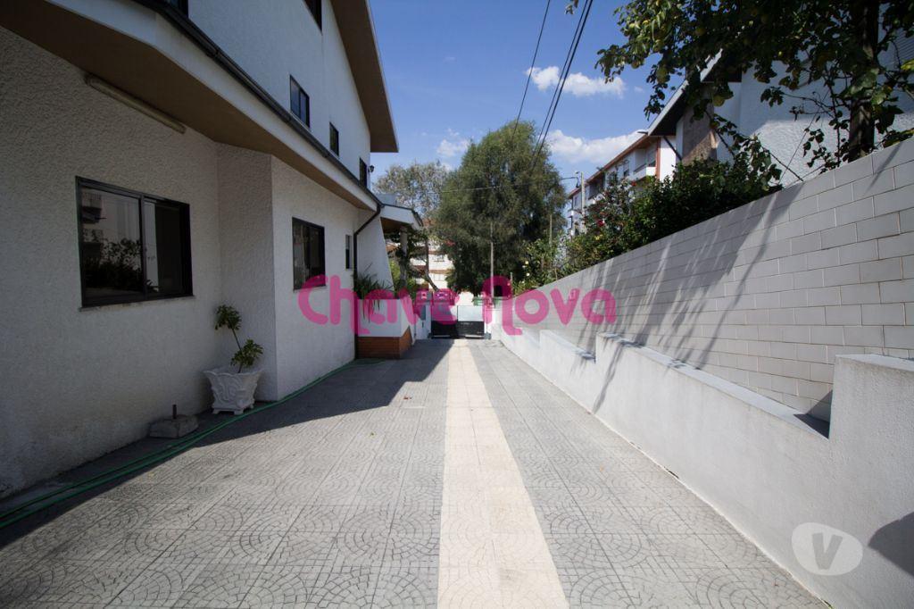 Apartamentos a venda Vila Nova de Gaia - Fotos para Moradia isolada em Vilar de Andorinho (AR 01316)