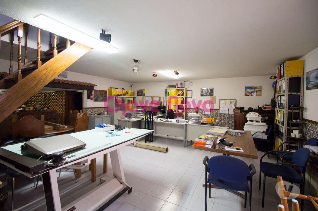 Apartamentos a venda Vila Nova de Gaia - Fotos para Moradia isolada em Vilar de Andorinho (AR 01316)