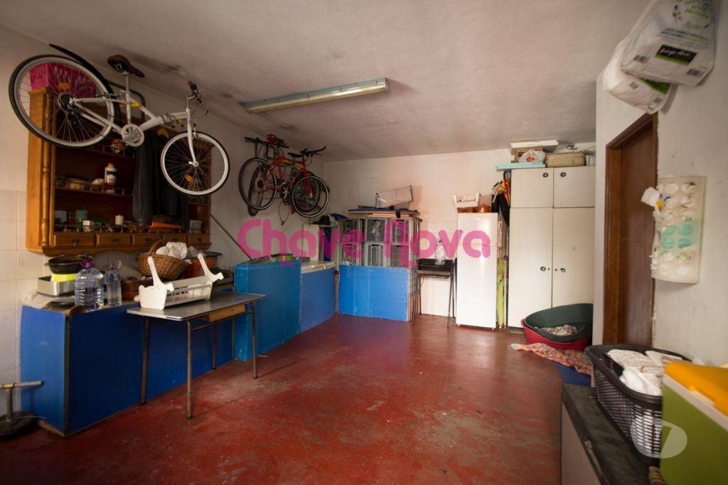 Apartamentos a venda Vila Nova de Gaia - Fotos para Moradia isolada em Vilar de Andorinho (AR 01316)