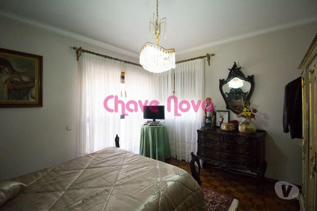 Apartamentos a venda Vila Nova de Gaia - Fotos para Moradia isolada em Vilar de Andorinho (AR 01316)