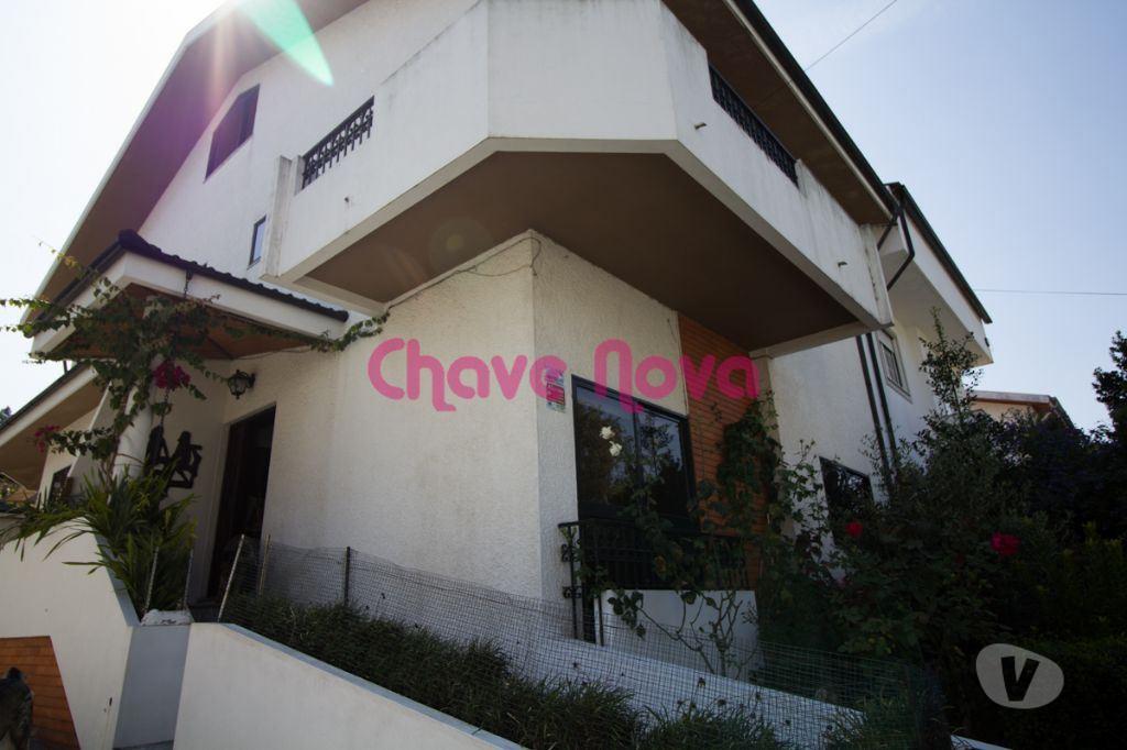 Apartamentos a venda Vila Nova de Gaia - Fotos para Moradia isolada em Vilar de Andorinho (AR 01316)