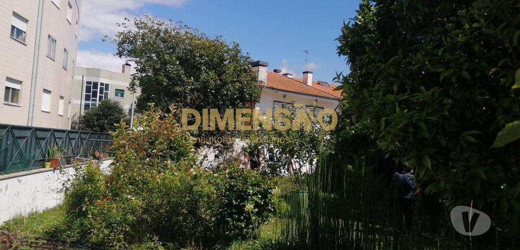 Terrenos Matosinhos - Fotos para Terreno para moradia de 3 frentes em Leça do Balio DCI034