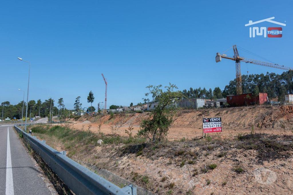 Terrenos Tomar - Fotos para Terreno bem localizado em zona industrial aprovada (1-T-000383)