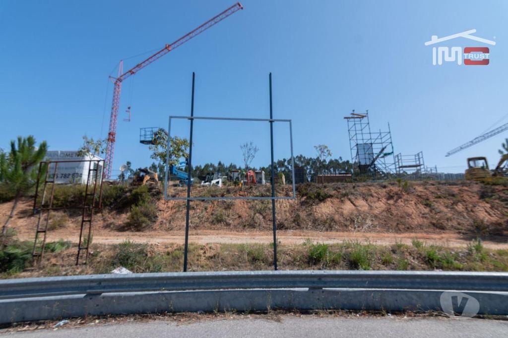 Terrenos Tomar - Fotos para Terreno bem localizado em zona industrial aprovada (1-T-000383)