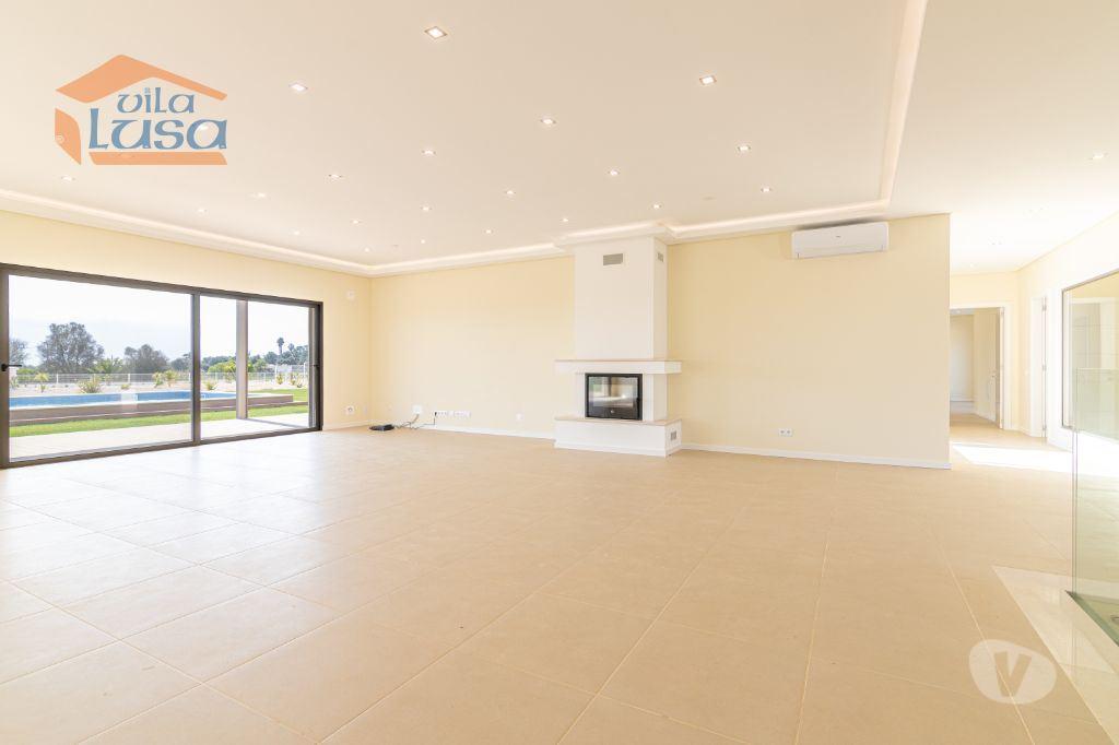 Apartamentos a venda Lagos - Fotos para Lagos-Casa dos seus sonhos e excelência (810200001)