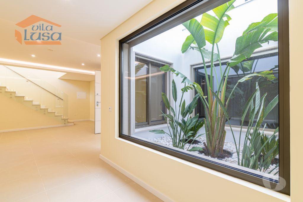 Apartamentos a venda Lagos - Fotos para Lagos-Casa dos seus sonhos e excelência (810200001)