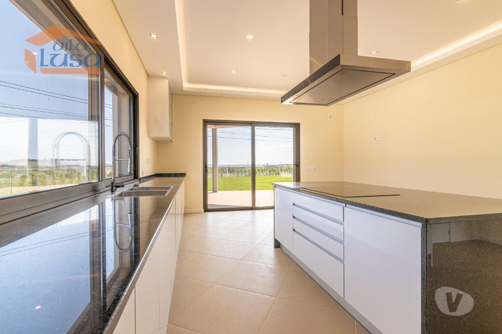 Apartamentos a venda Lagos - Fotos para Lagos-Casa dos seus sonhos e excelência (810200001)