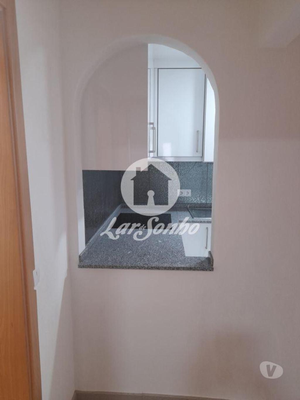 Apartamentos a venda Coimbra - Fotos para Coimbra-Venda Moradia T1, nos Olivais (244-M-00160)