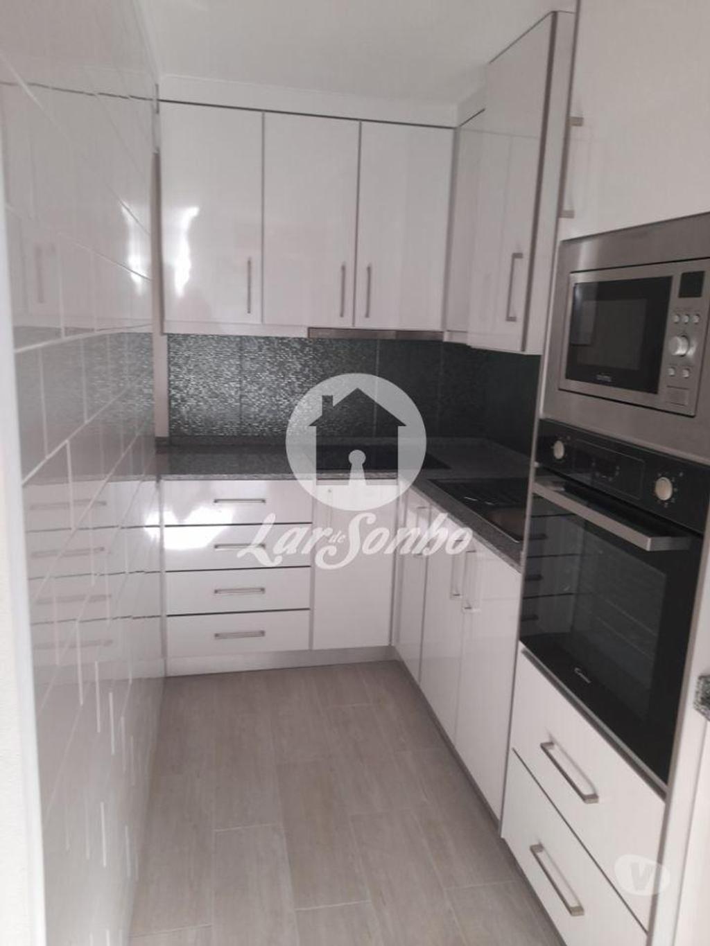 Apartamentos a venda Coimbra - Fotos para Coimbra-Venda Moradia T1, nos Olivais (244-M-00160)
