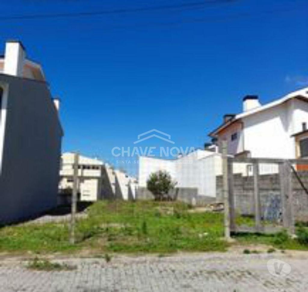 Terrenos Vila Nova de Gaia - Fotos para Terreno para construção de Moradia 3 frentes em Laborim de Baixo