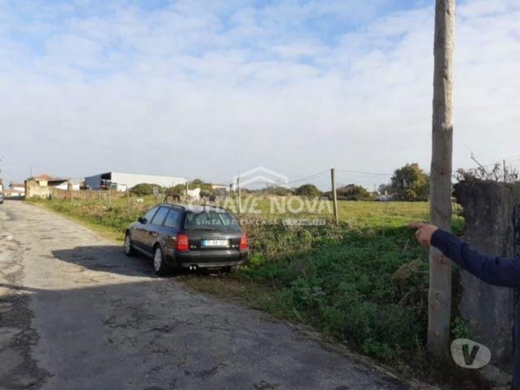 Comprar Loja Oliveira de Azeméis - Fotos para Terreno para construção de moradia