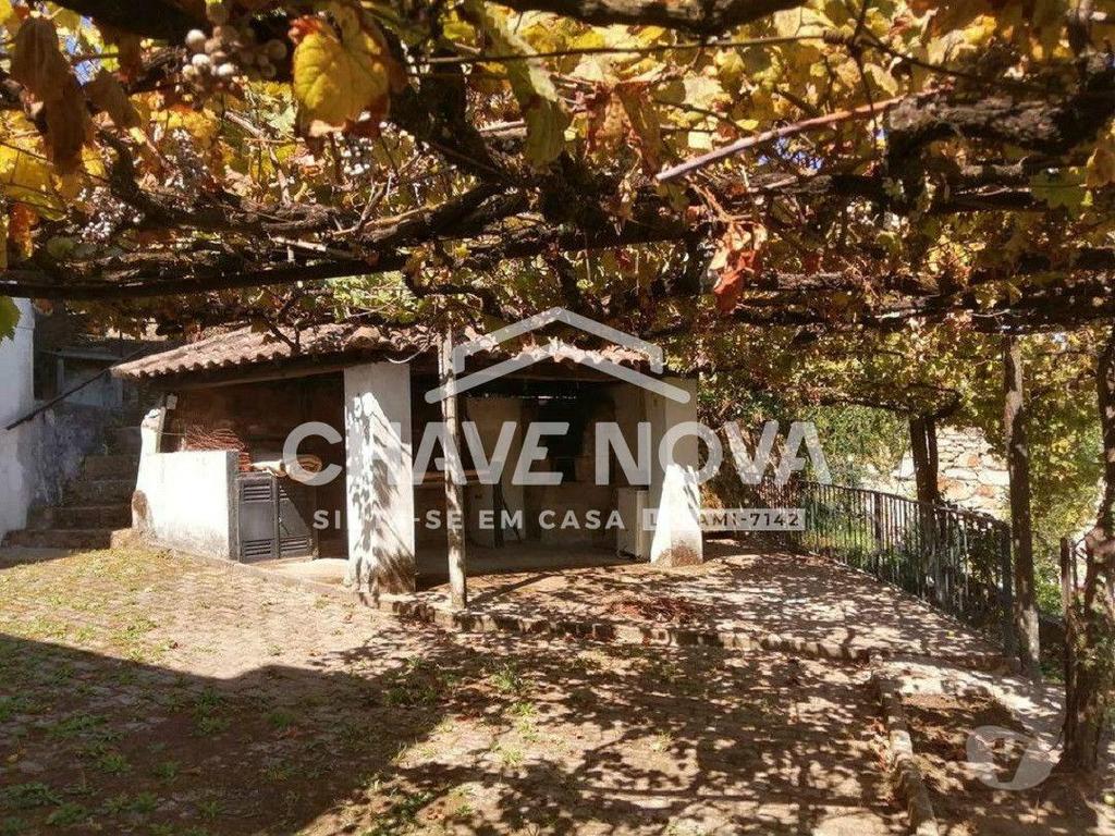 Terrenos Santo Tirso - Fotos para Santo-tirso-Quinta V5 em Roriz, Santo Tirso (PRTOR 00511)