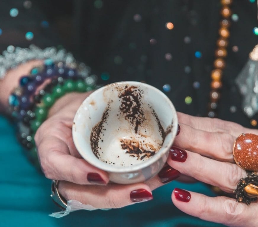 Astrologia - Serv. espirituais Penafiel - Fotos para PROMOÇÃO EXCLUSIVA E PRESENÇIAL-Consultas de Tarot 15€