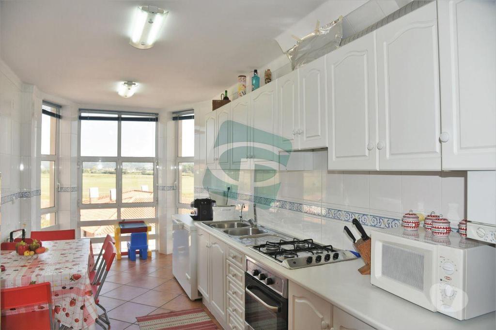 Apartamentos a venda Alcobaça - Fotos para Alcobaca-Apartamento T4 Duplex em São Martinho do Porto (AP084)