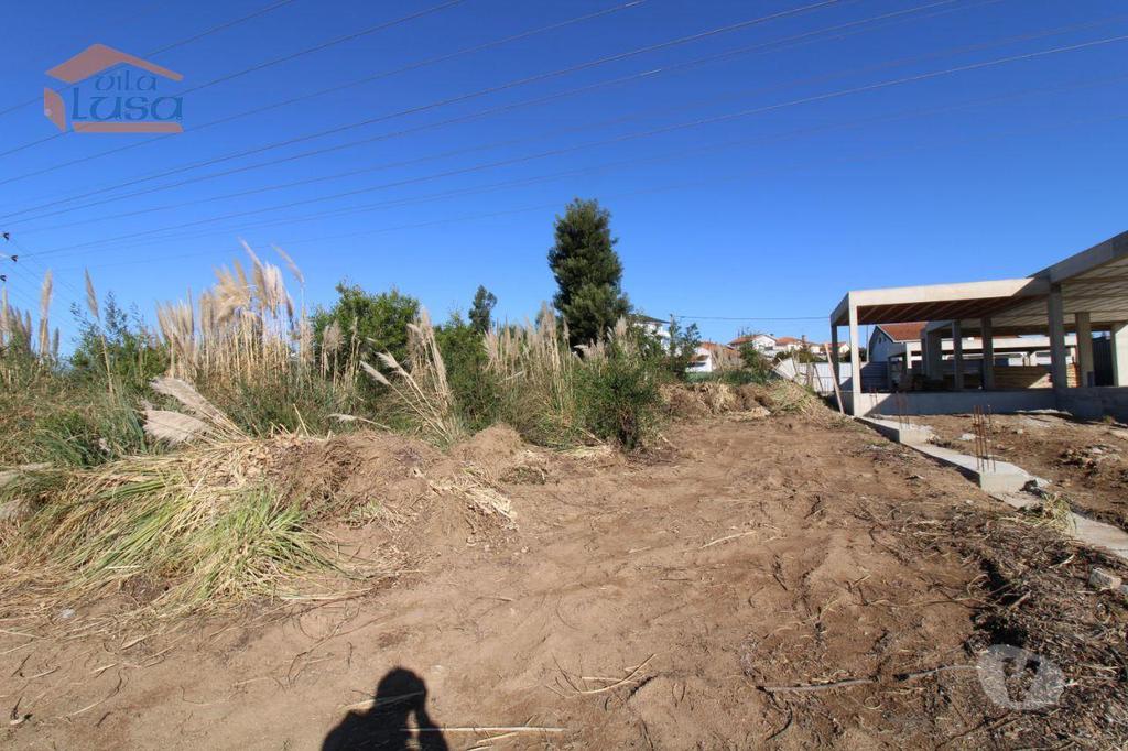 Terrenos Vila Nova de Gaia - Fotos para Terreno com 12.317 m2 no centro dos Carvalhos para a construção