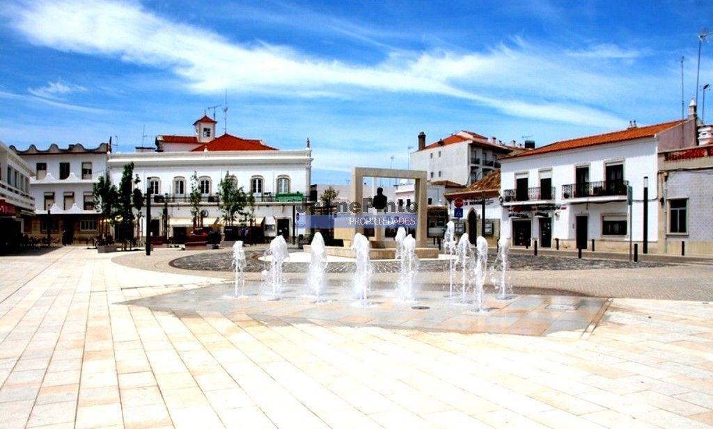 Terrenos São Brás de Alportel - Fotos para Terreno p construção Apartamentos + Prédio inacabado. Portugal,