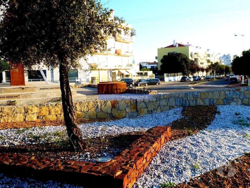 Terrenos São Brás de Alportel - Fotos para Terreno p construção Apartamentos + Prédio inacabado. Portugal,