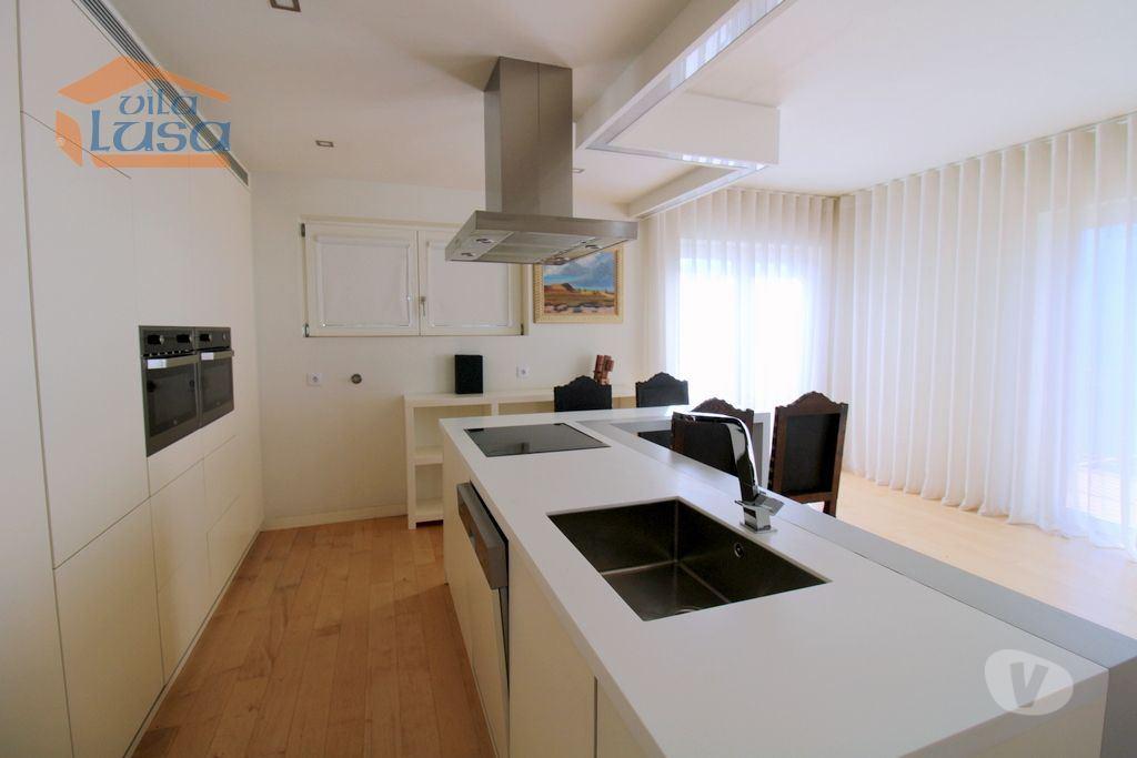 Apartamentos a venda Peso da Régua - Fotos para Moradia T4 Régua na primeira Linha de Rio como Nova 4 Suites