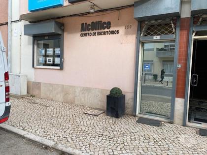 Venda Loja - Fotos para Alugam-se Salas em Centro de Escritório - Alcochete