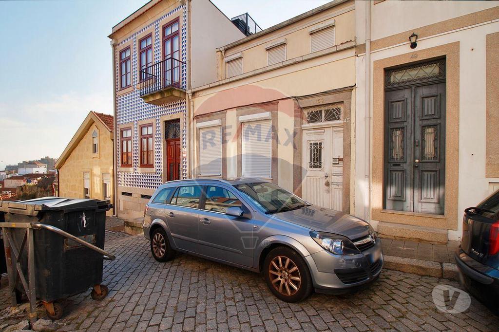 Apartamentos a venda Porto - Fotos para Porto-Moradia T4 para venda (125061154-1)