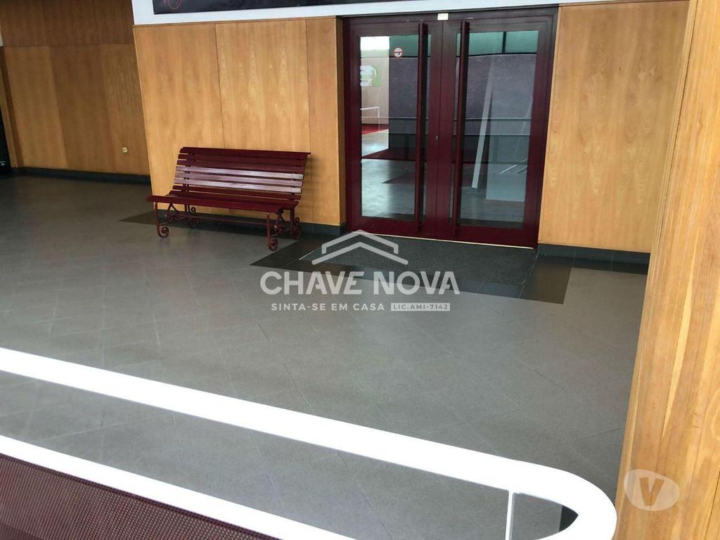 Comprar Loja Paços de Ferreira - Fotos para Loja com 165 m² inserido em complexo comercial DOMÒVEL