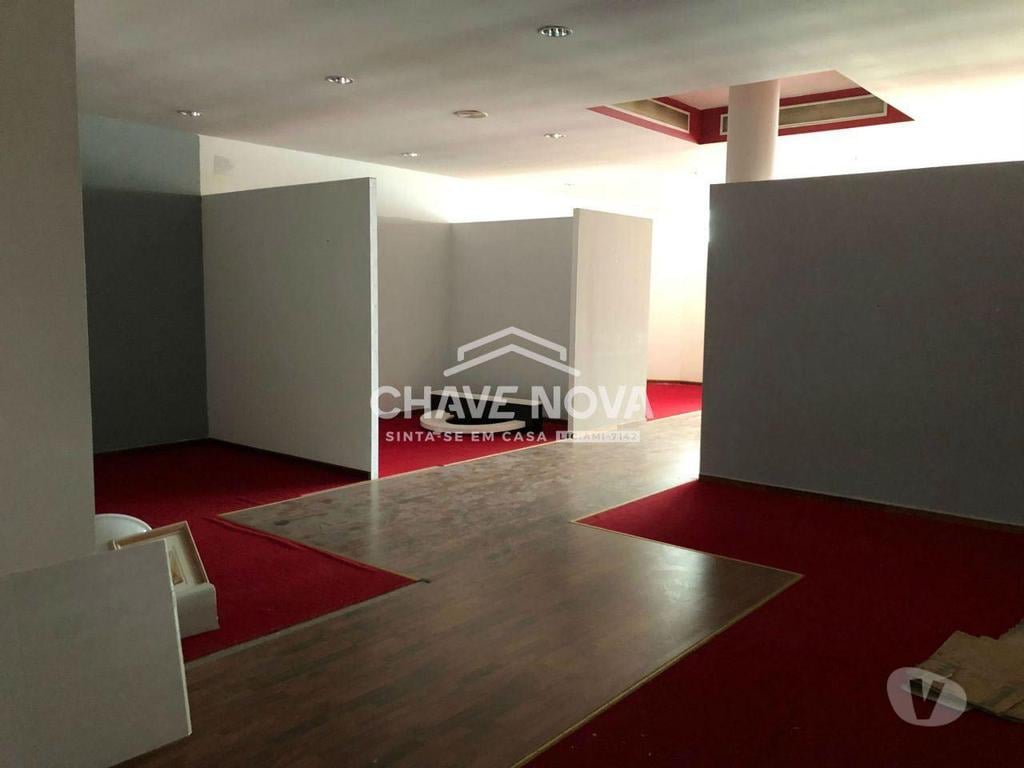 Comprar Loja Paços de Ferreira - Fotos para Loja com 165 m² inserido em complexo comercial DOMÒVEL
