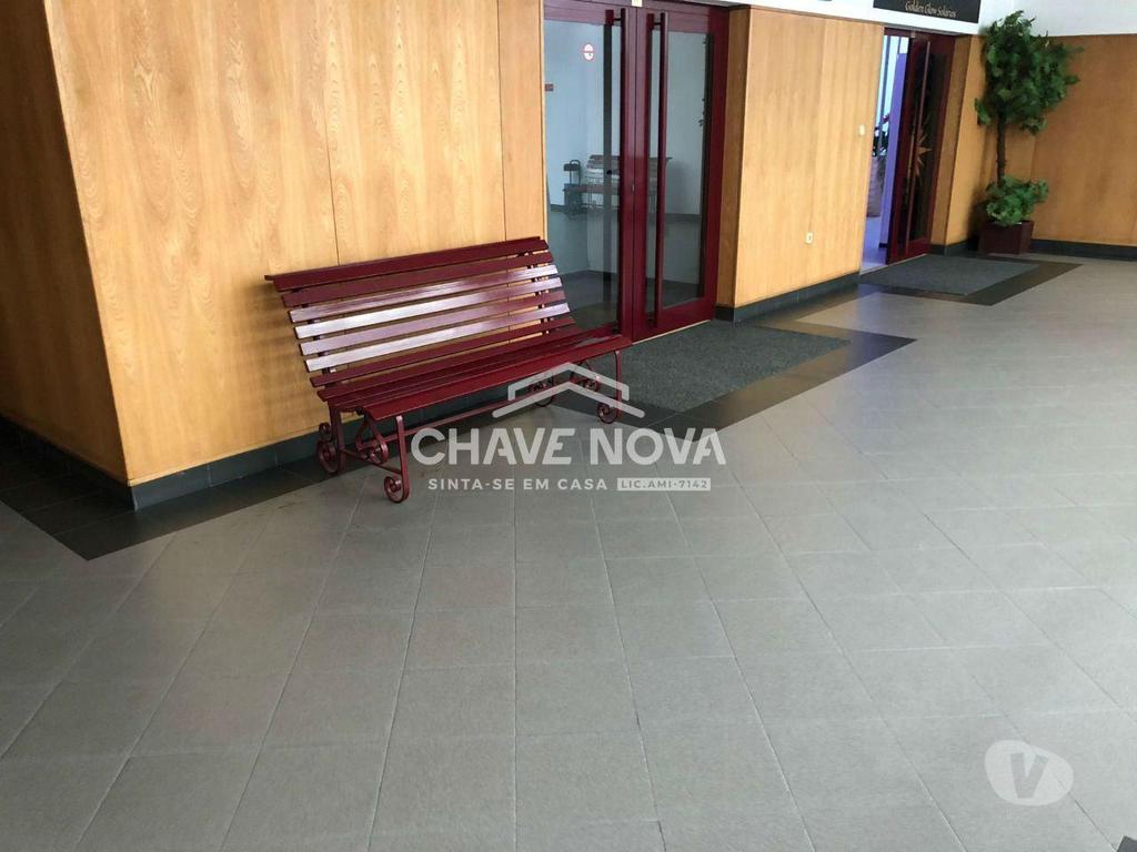 Comprar Loja Paços de Ferreira - Fotos para Loja com 165 m² inserido em complexo comercial DOMÒVEL