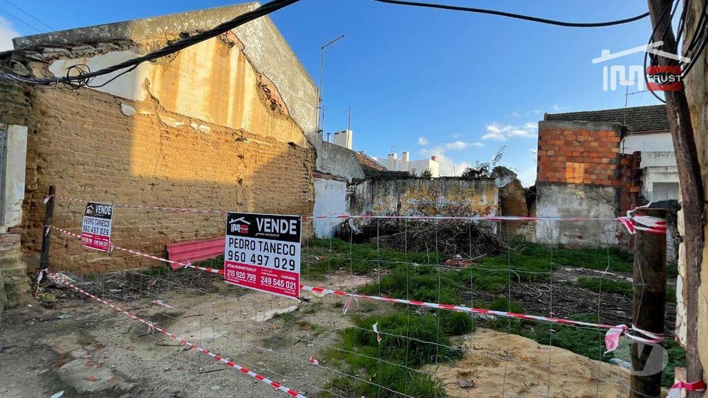 Terrenos Montijo - Fotos para Lote Terreno c 160m2 para Construção de Moradia até 2 Pisos -
