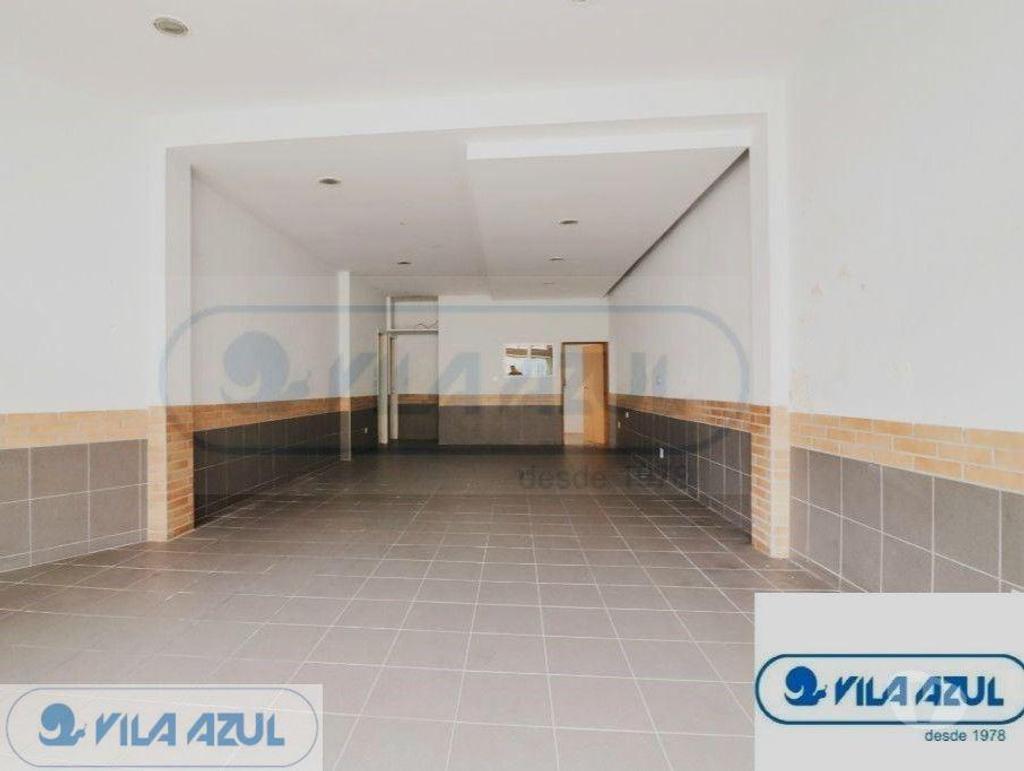 Comprar Loja Maia - Fotos para Edifício Multifuncional em Águas Santas - 4 Apartamentos T2,...