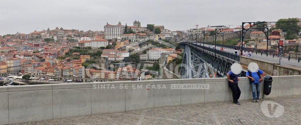 Terrenos Vila Nova de Gaia - Fotos para Terreno p construçao Altura-Junto á Avenida de Gaia (MAD 00897)
