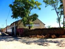 Casa, Armazém e Lagar antigos com terreno. Portugal, Guarda,...