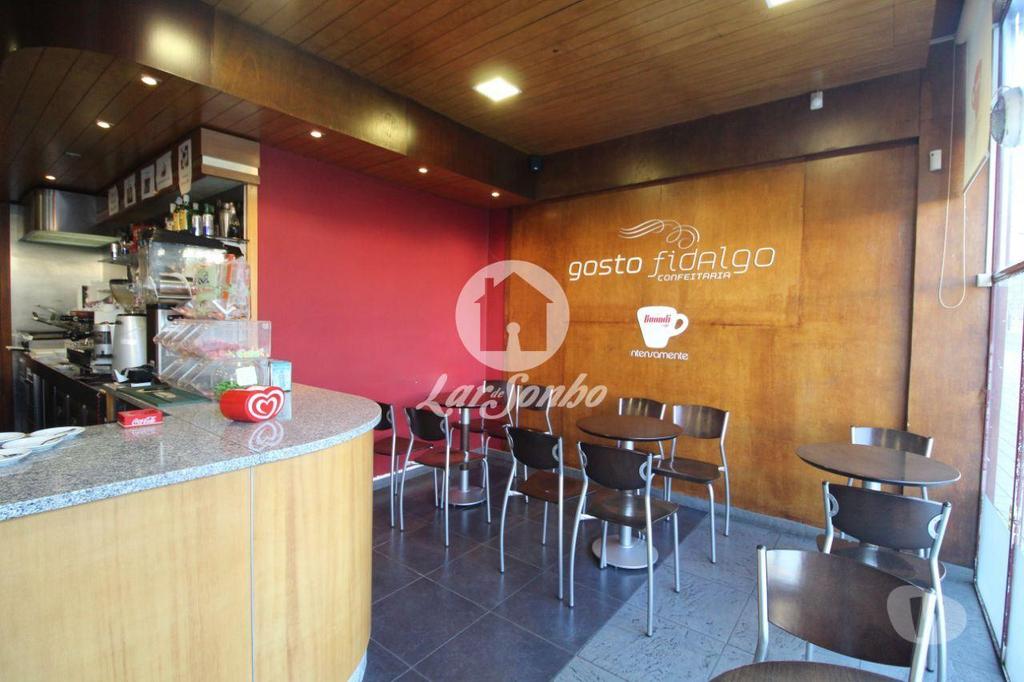 Comprar Loja Porto - Fotos para Trespasse de Café em zona nobre do Porto