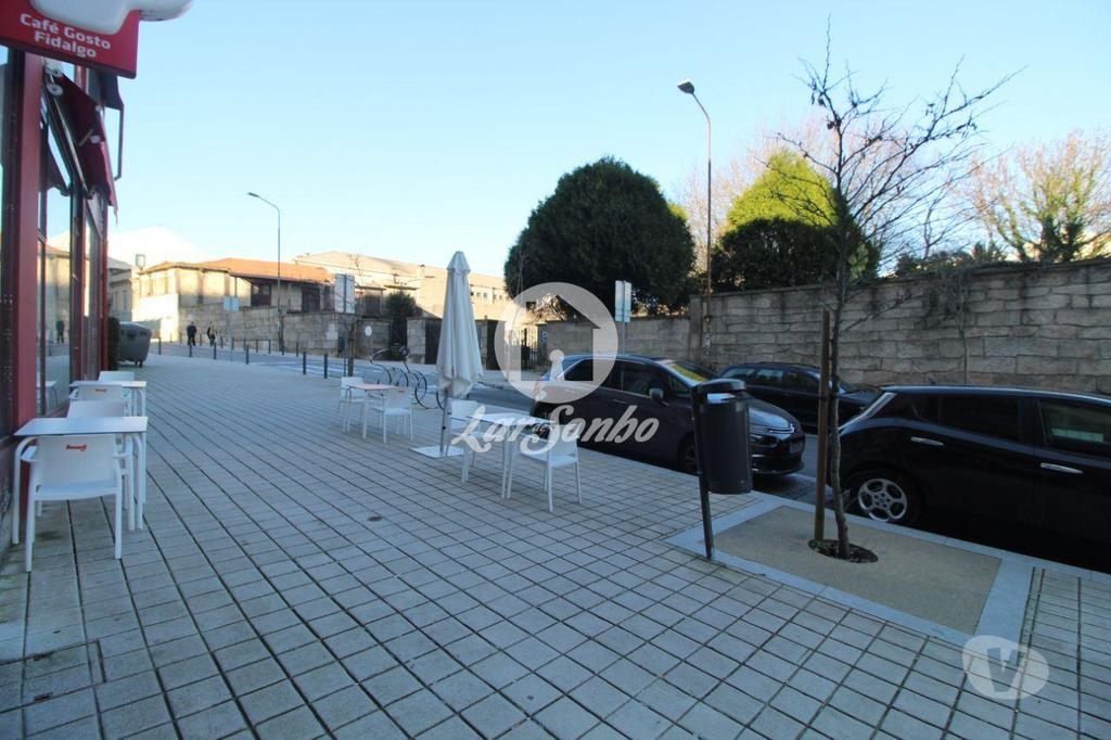 Comprar Loja Porto - Fotos para Trespasse de Café em zona nobre do Porto